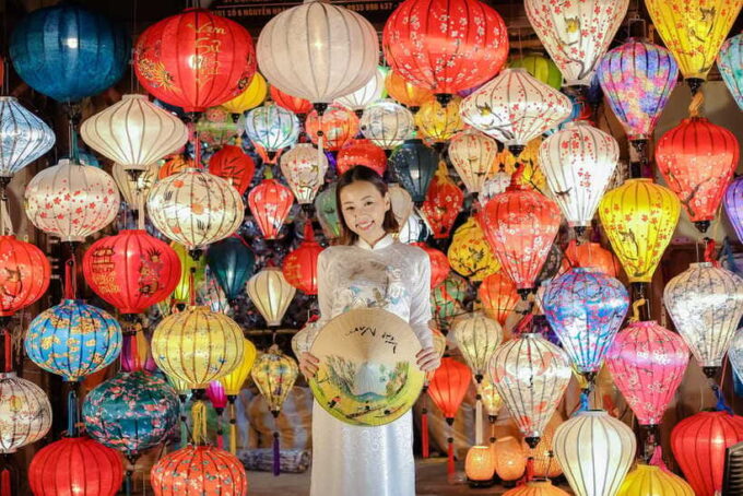Hoi An/Da Nang: Private Photoshoot & Guided Walking Tour - What to Bring and Wear