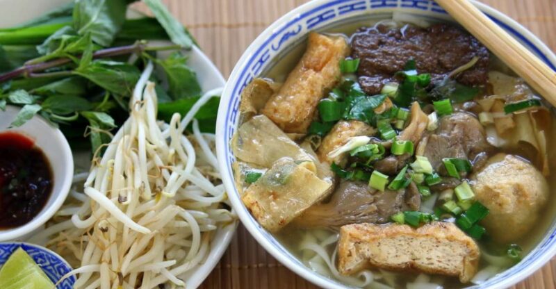 Hoi An/Da Nang: Vegetarian Cooking Class & Basket Boat Ride - Cooking Class Experience