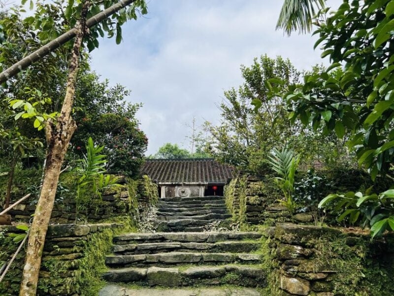 Hoi An: Day Trip to Loc Yen Village & O O Waterfall With Lunch - Lunch and Sightseeing in Loc Yen