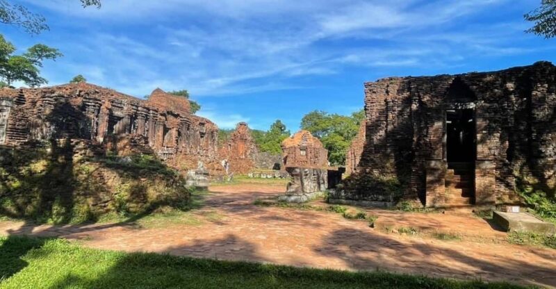 Hoi an : Early My Son Sanctuary Guided Tour With Breakfast - Itinerary Details