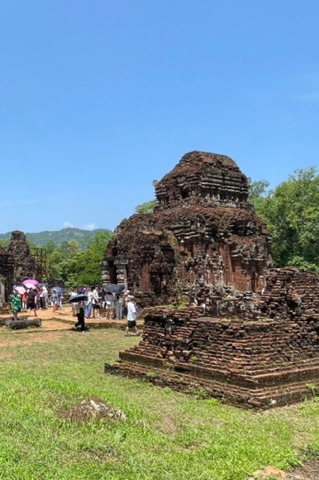 Hoi an : Early My Son Sanctuary Guided Tour With Breakfast - Respecting the Site