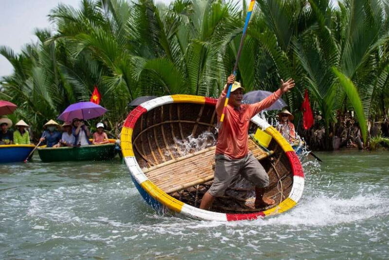 Hoi An: Eco Cooking Class With Market Trip and Basket Boat - Participating in the Cooking Lesson