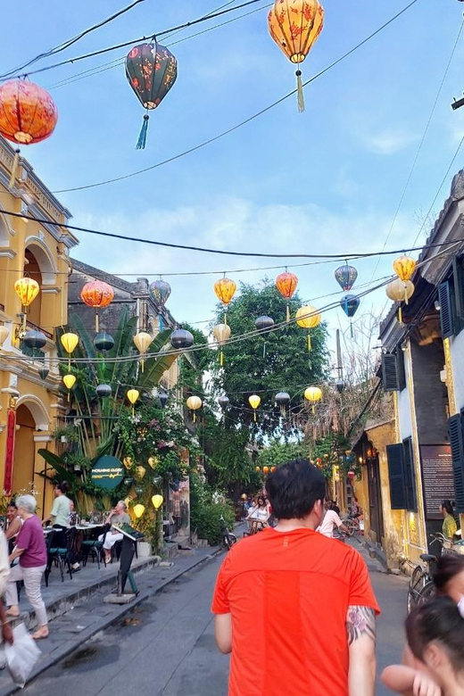 Hoi An Entrance Ticket + Boat Lantern Release Flower + Water - Meeting Point and Instructions