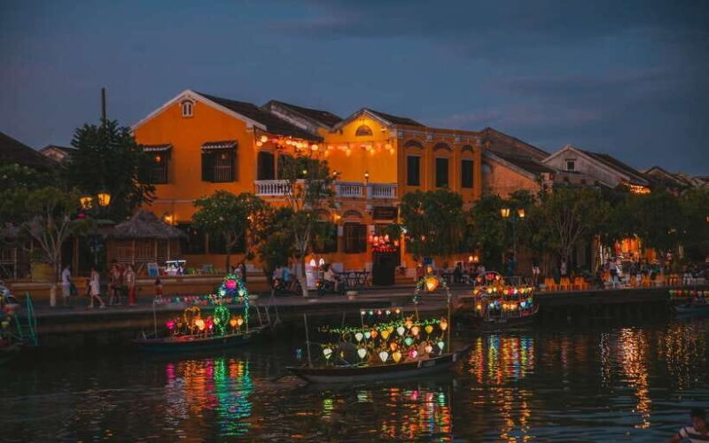 Hoi An: Food Tour, Boat Trip and Foot Massage by Night - Included Services