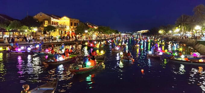 Hoi An: Food Tour Enjoy the Taste of Vietnam at Ancient Town - Food Tasting and Dining