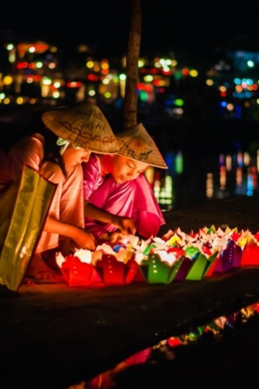 Hoi An: Hoai River Night Boat Trip and Floating Lantern - Key Points
