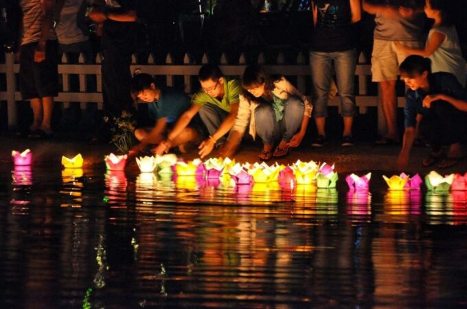 Hoi An: Hoai River Night Boat Trip and Floating Lantern - Frequently Asked Questions