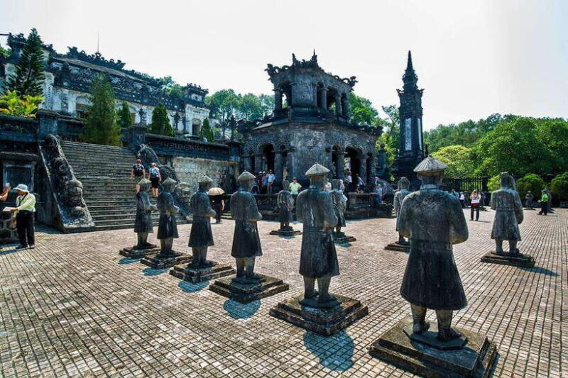 Hoi An: Imperial Hue And Scenic Hai Van Pass Discovery Tour - Visiting the Khai Dinh Royal Tomb