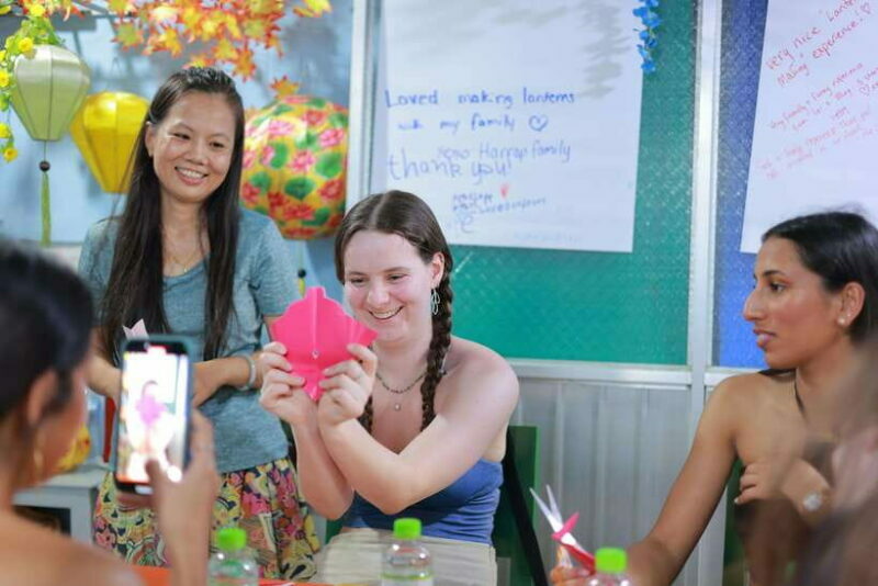 Hoi An : Lantern Boat Ride & Flower Lantern Making Class. - Key Points