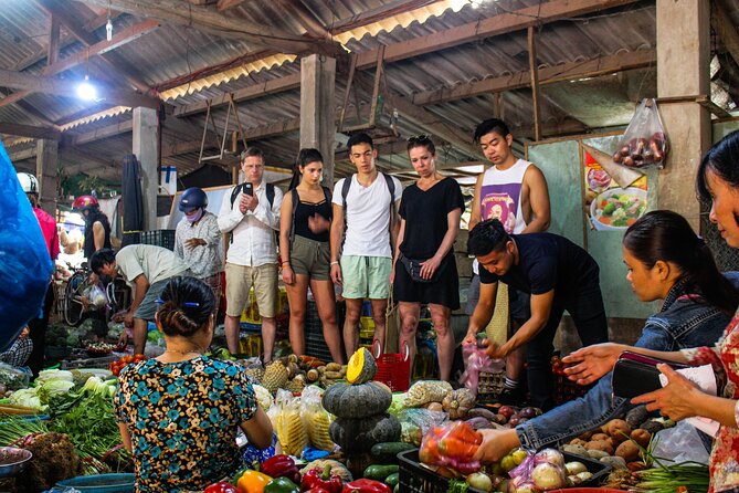 Hoi An Local Market and Vegetable Village Cooking Class - Hands-on Cooking