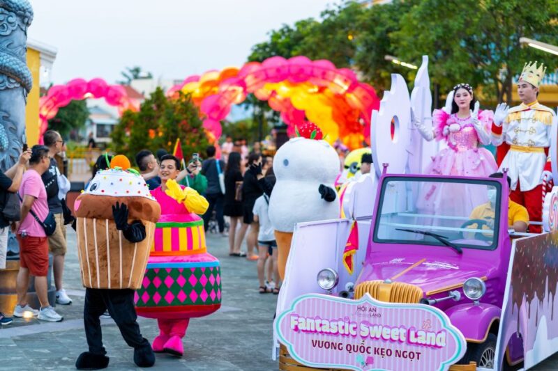 Hoi An: Memories Show & Hoi An Impression Theme Park Ticket - Dining Options