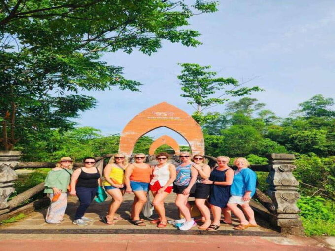 Hoi An: My Son Holly Land & Cruise Luxury Group Tour - Pickup and Drop-off Locations