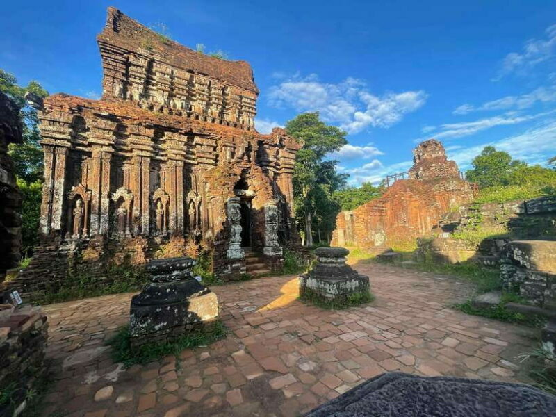 Hoi An: My Son Ruins: Guide-Bus-Boat-Cultural Show-Lunch - Authentic Experiences and What Travelers Say