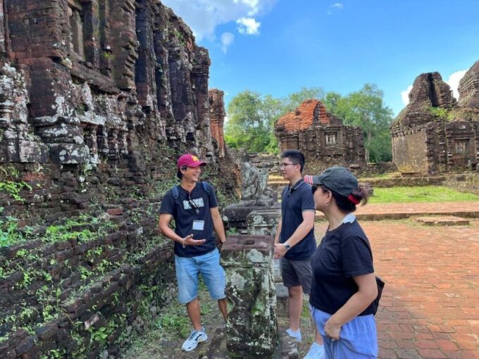 Hoi An: My Son Sanctuary & Cruise Luxury Group Morning Tour - Round-trip Transportation