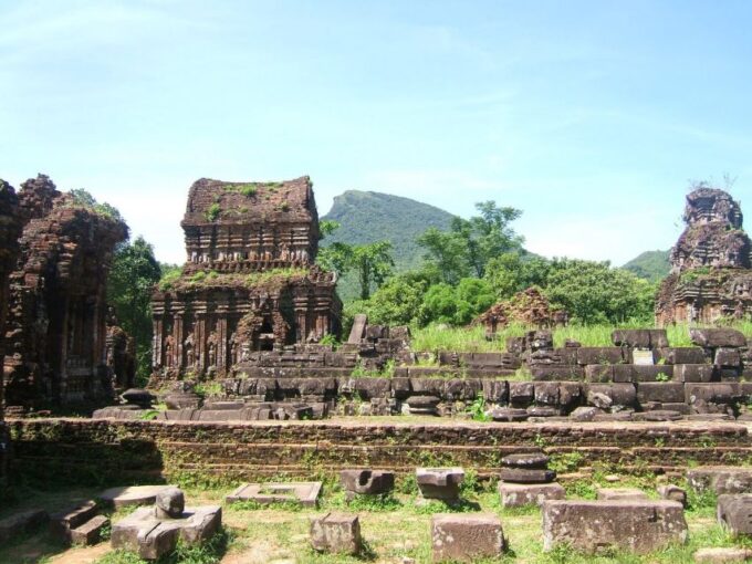 Hoi An: My Son Sanctuary Early Morning Tour With Breakfast - Hotel Pickup and Drop-off