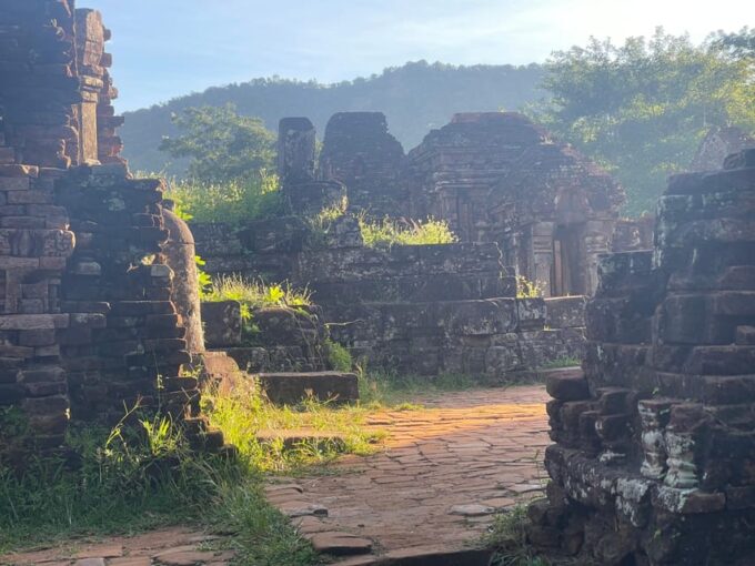 Hoi an : My Son Sanctuary Guided Tour. Lunch. Boat Trip - Customer Reviews
