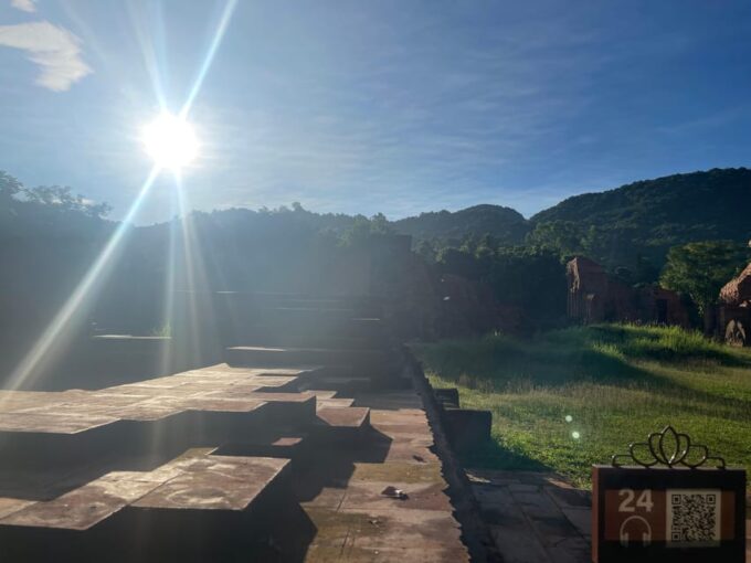 Hoi an : My Son Sanctuary Guided Tour. Lunch. Boat Trip - Recap