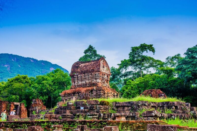 Hoi An: My Son Sanctuary Guided Tour With Boat Ride & Lunch - Cham Cultural Performance