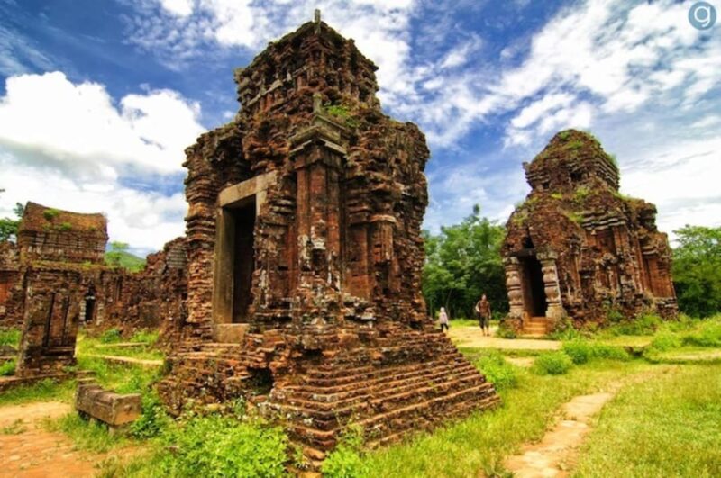 Hoi An: My Son Sanctuary Morning Tour With Lunch And Boat - Vietnamese Lunch