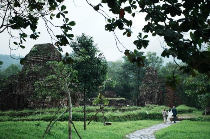 Hoi An: My Son Sanctuary Morning With Pro Photographer - Pickup and Transfer