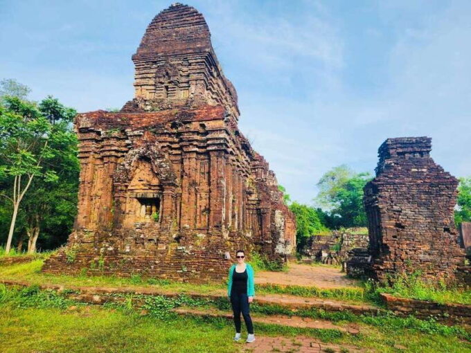 Hoi An: My Son Sanctuary Private Tour With Female Tour Guide - Discovering the UNESCO-Recognized My Son Sanctuary