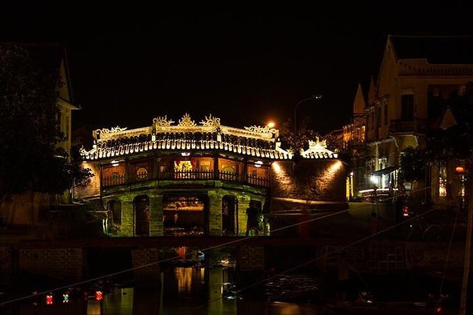 Hoi An Mysterious Night Tour With Dinner From Hoi An - Taking in Bai Choi Cultural Performance