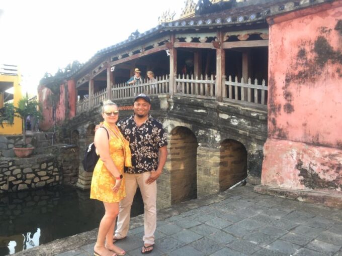 Hoi an Night Market With Walking Tour - Sampan Boat Ride - Pickup and Drop-off