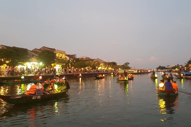 Hoi an Nightlife Tour With Hoi an Ancient Walking Tour, Boat Ride, Night Market - Pricing and Competitive Offerings
