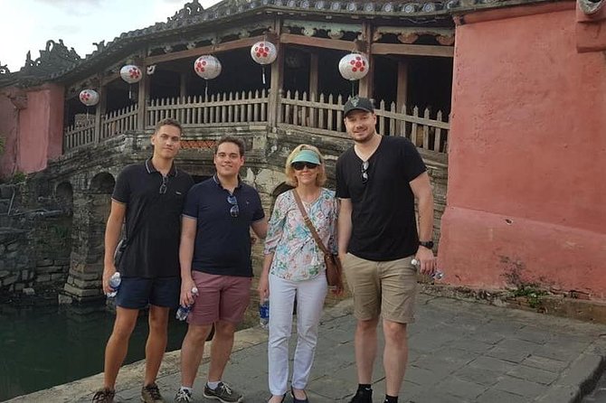Hoi an Nightlife With Walking Tour, Night Market, Lantern Area, Sampan Boat Ride - Highlights of the Experience