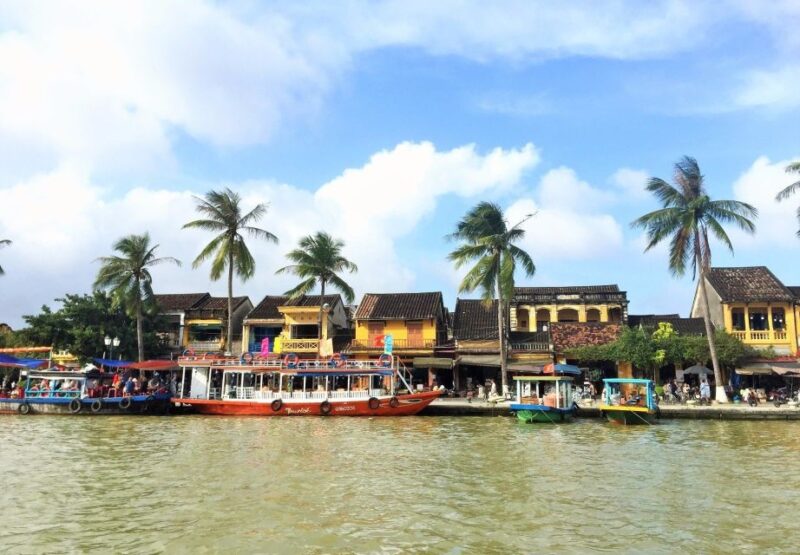 Hoi An: Private Bicycle & Boat Tour With Dinner Experience - Tra Que Vegetable Village
