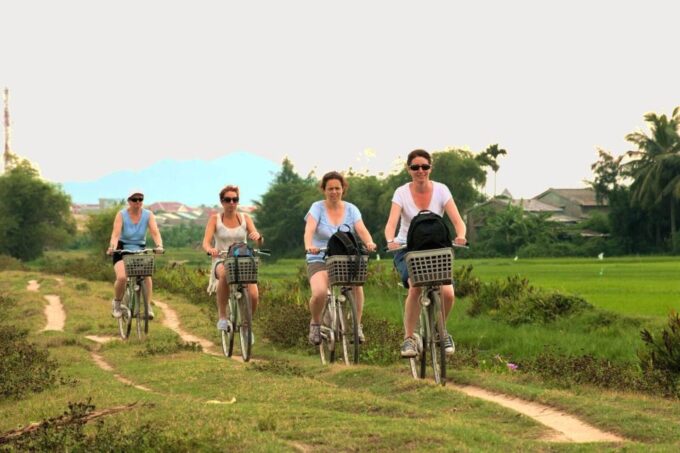 Hoi An: Private Bicycle & Boat Tour With Dinner Experience - Frequently Asked Questions