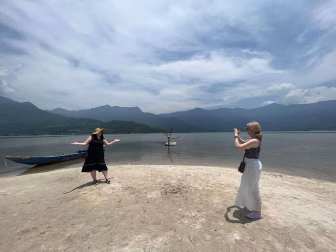 Hoi an Private Car to Hue via Hai Van Pass and Sighseeings - Inclusions