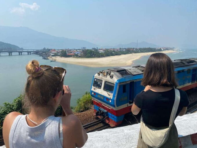 Hoi An : Private Day Trip to Imperial City - Hue - Thien Mu Pagoda Discovery
