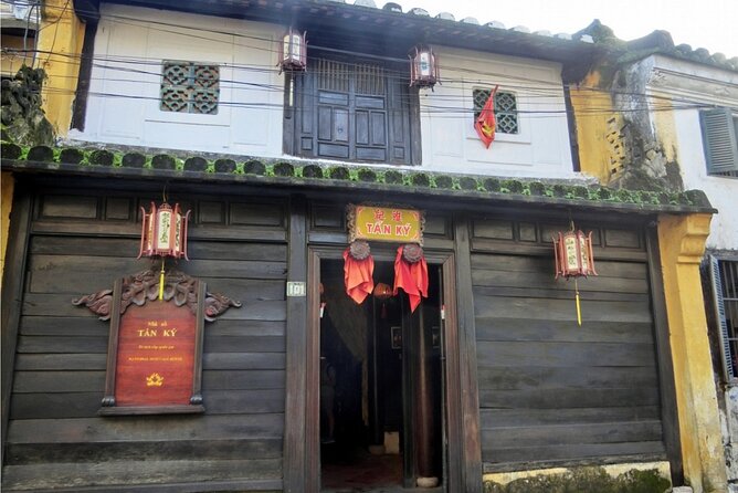 Hoi An Scavenger Hunt and Sights Self-Guided Tour - Accessibility and Restrictions