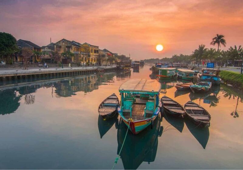 Hoi An Scavenger Hunt and Sights Self-Guided Tour - Language and Accessibility