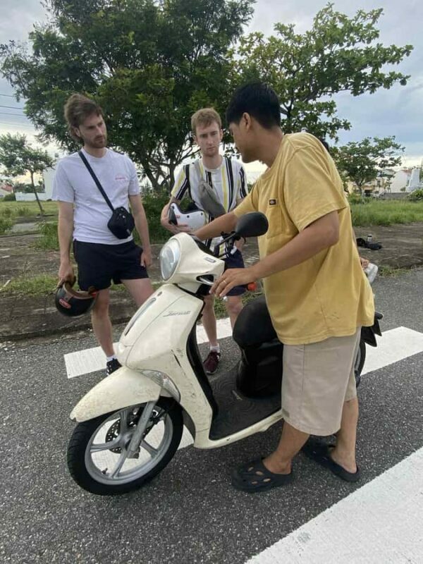 Hoi An: Scooter/Motorbike Riding Class (crash course) - FAQ