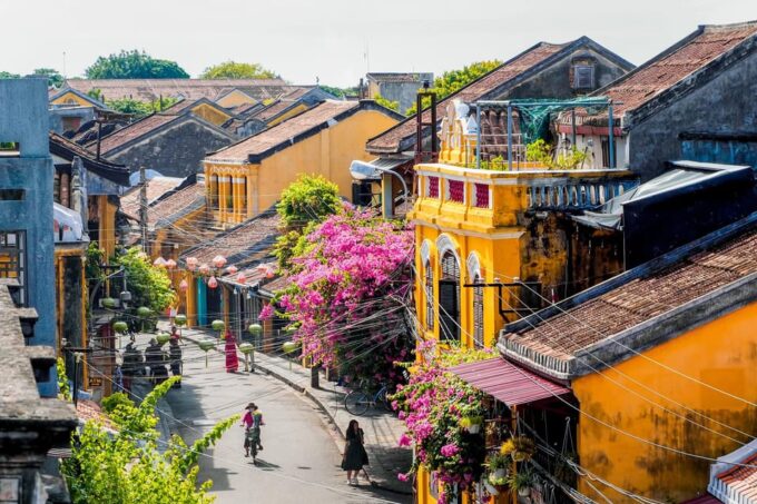 Hoi An: Shuttle Bus From Da Nang Train Station to Hoi An - Recap