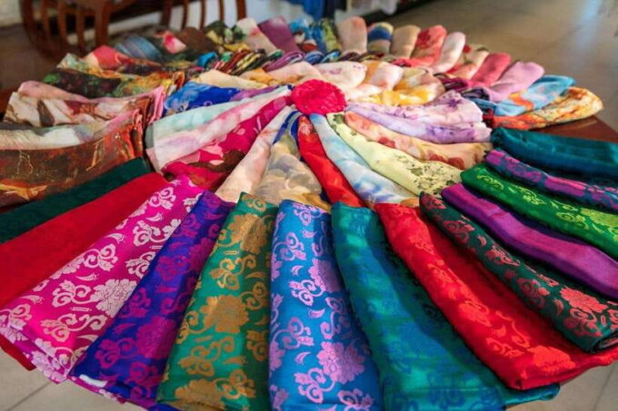 Hoi An: Silk Village Tour With Lunch or Dinner - Enjoying Hoi An Silk Village Restaurant