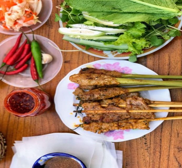 Hoi An: Street Food Tour by Scooter With Local Lady - Morning Schedule