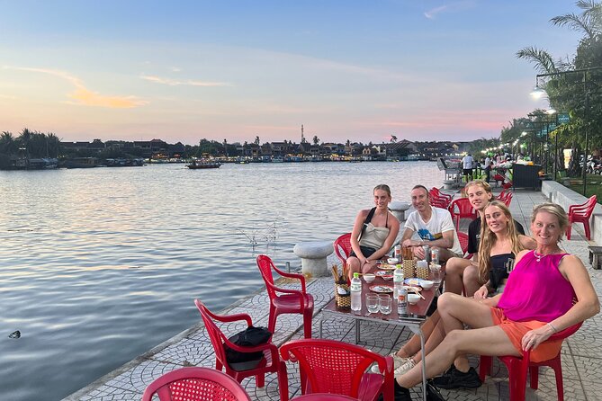 HOI AN Sunset Walking Food Tour - Night Market - Lantern Streets - Jeep Tour: Private Dining Experience