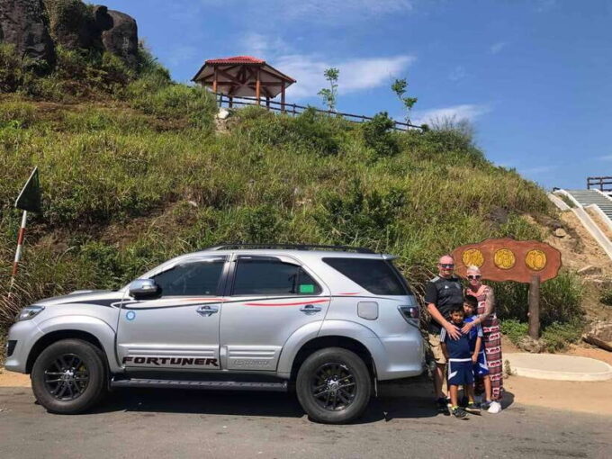 Hoi an to Hue: Private Car With English Driver & Sightseeing - Marble Mountains