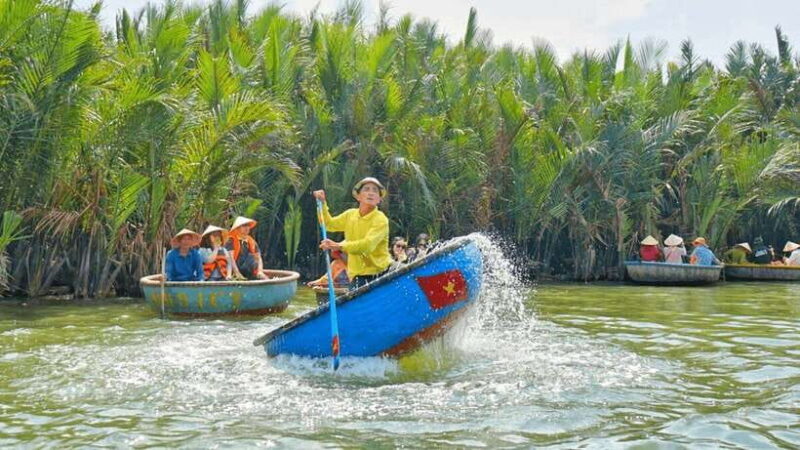 Hoi An: Tra Que, Coconut Forest, Lantern Class, Ancient Town - Lantern-making Workshop