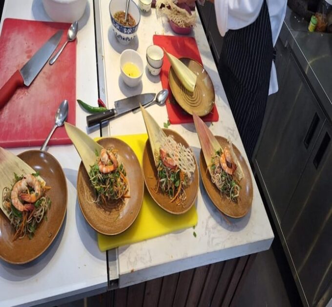 Hoi An: Vegetarian Cooking Class & Explore Local Market Trip - Pickup and Drop-off