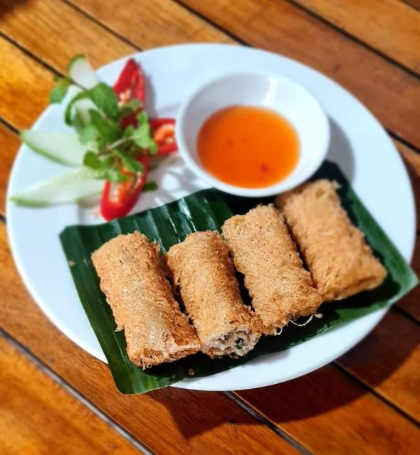 Hoi An: Vegetarian Cooking Class & Market Tour & Basket Boat - Inclusions and Exclusions