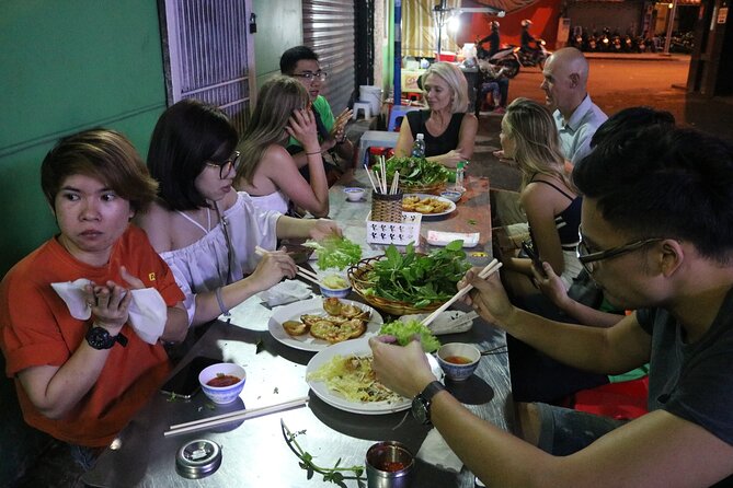 Hoi An Vespa By Night Street Food Tour - Traveler Experiences and Feedback