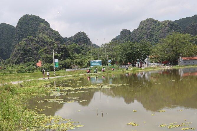 Hoi An Vespa Tour Rural Villages Experience - Experience Local Culture