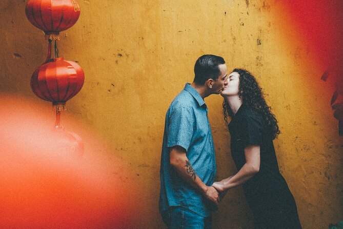 Hoi an Walking Tour With a Personal Photographer - Key Points