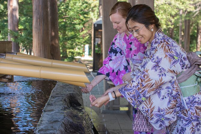 Hokkaido Jingu Shrine Private Walking Tour in Luxury Kimono - Snacks and Refreshments During the Tour