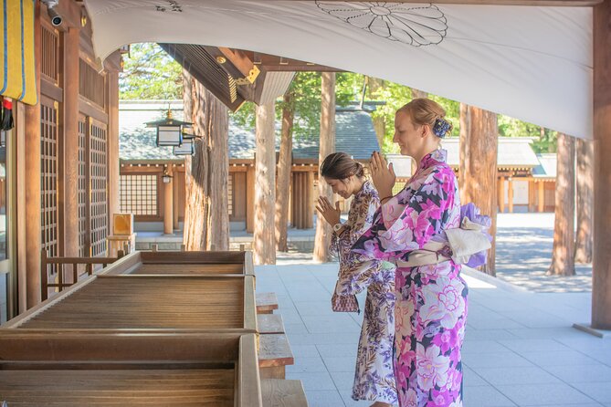 Hokkaido Jingu Shrine Private Walking Tour in Luxury Kimono - Booking and Cancellation Policy