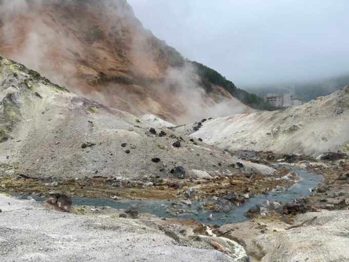 Hokkaido: Noboribetsu Lake Toya Day Tour From Sapporo - Frequently Asked Questions